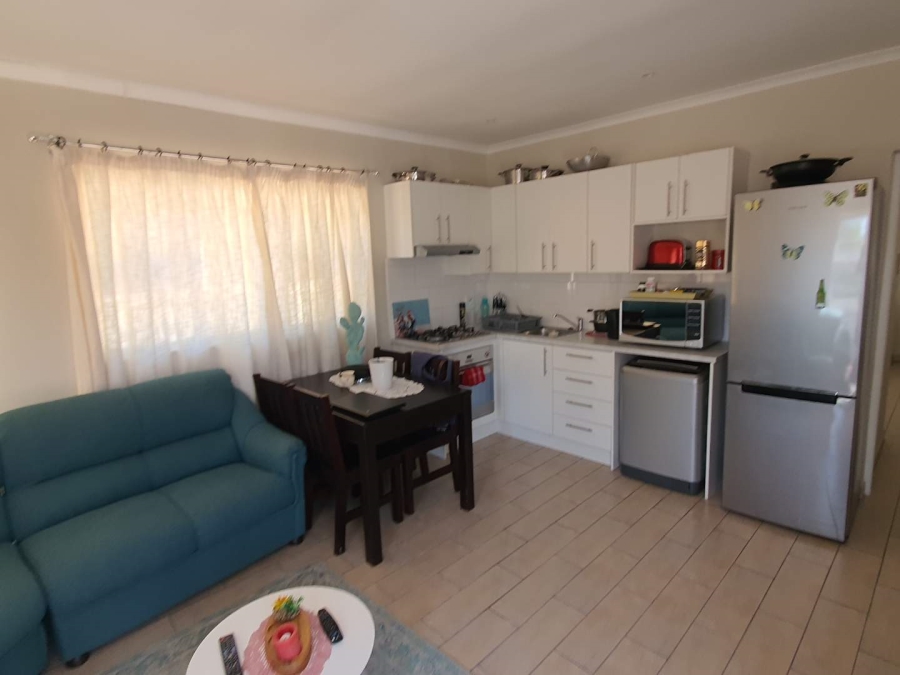 To Let 1 Bedroom Property for Rent in Table View Western Cape
